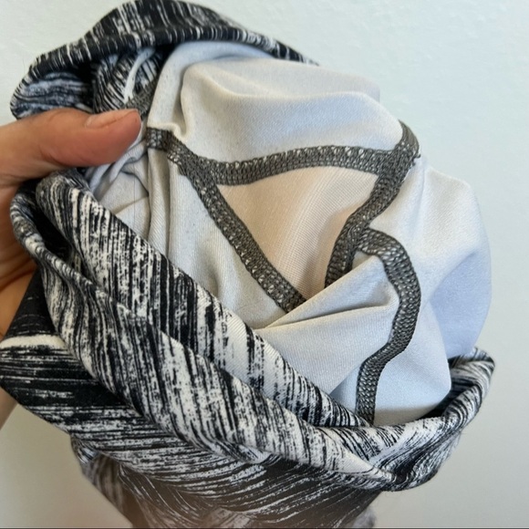 Lululemon- Wunder Under Pant *Full-On Luon (Roll Down) - Size 4 - Picture 10 of 11